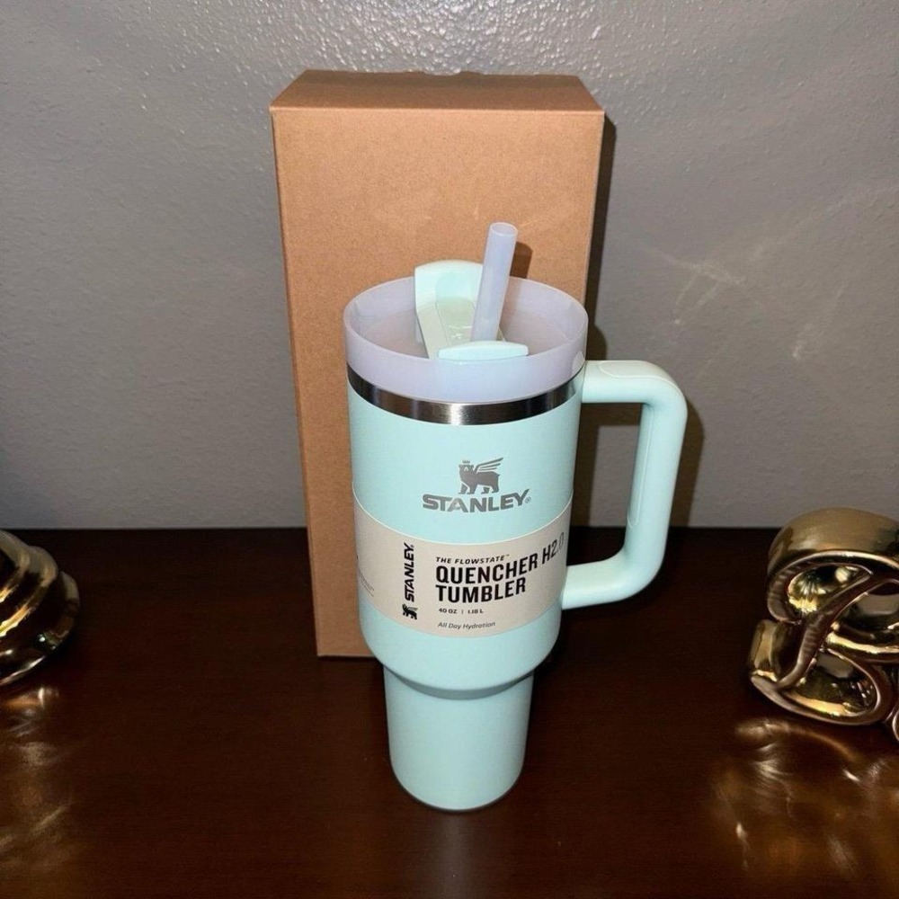 Stanley 40oz Quencher-Mint New In Box